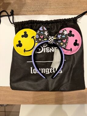 Loungefly Disney Smiley Face Minnie Mouse Ears